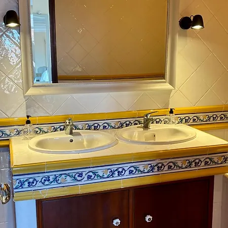 Ocean House Gæstehus 3*